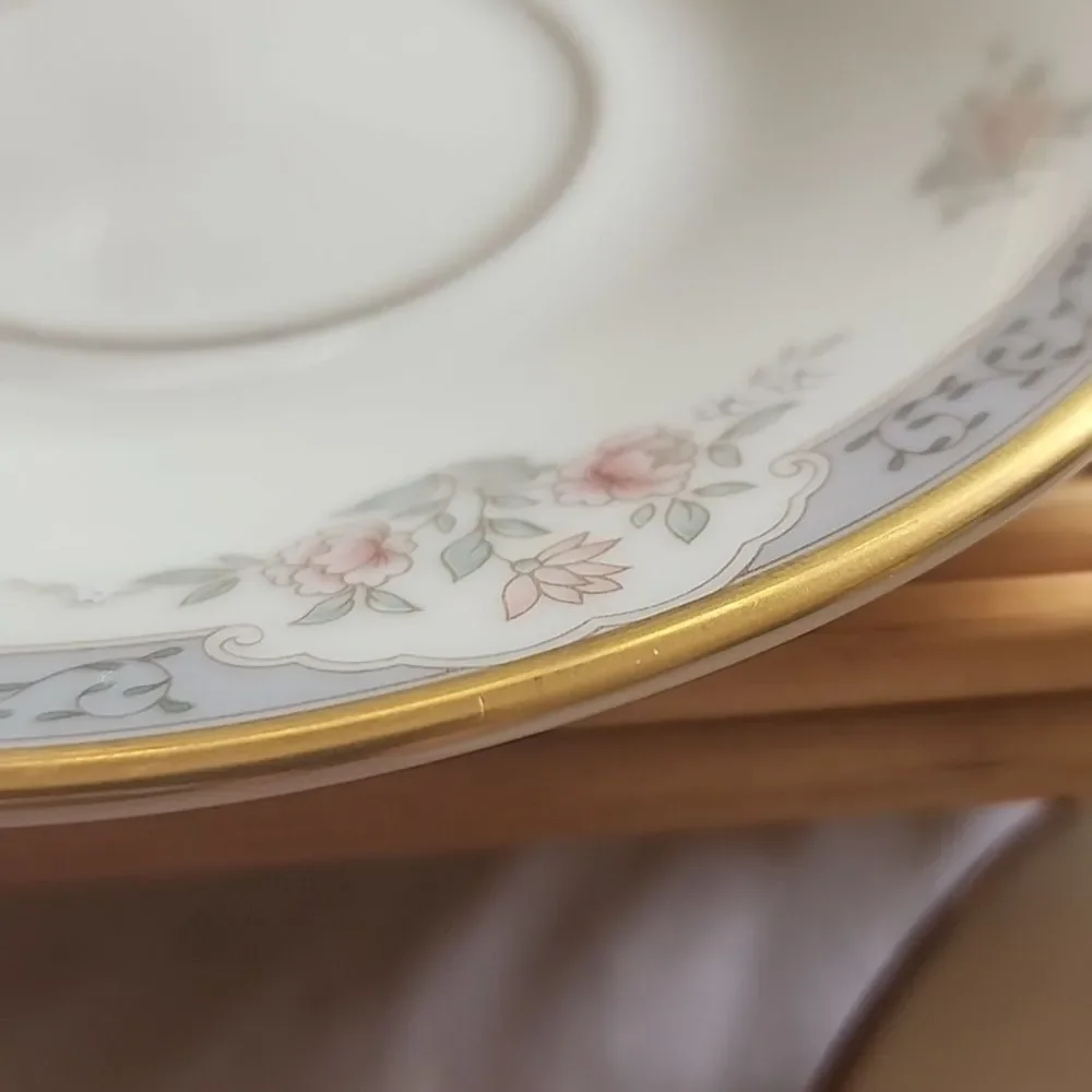 Romantic Feminine Lenox Somerset Teacup & Saucer